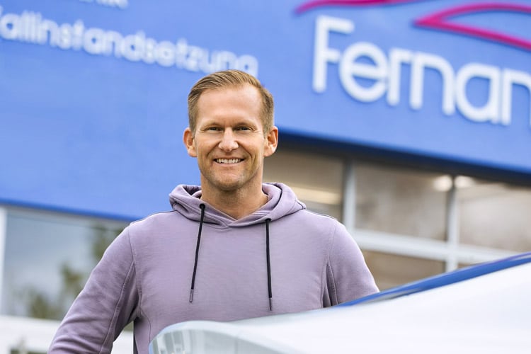 Fernandez Unfallinstandsetzung Nördlingen, Lackiererei, KFZ-Technik, KFZ-Service, Robert Langhammer